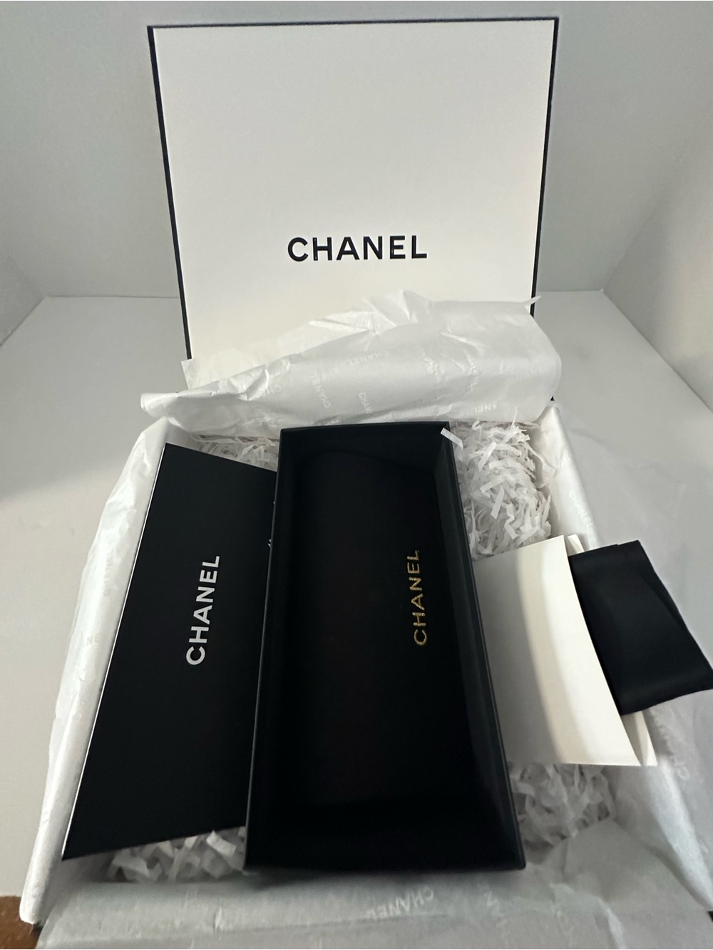 Authentic CHANEL Sunglasses Packaging Set - Box, Hard Case, Cloth & Booklet - Picture 13 of 16